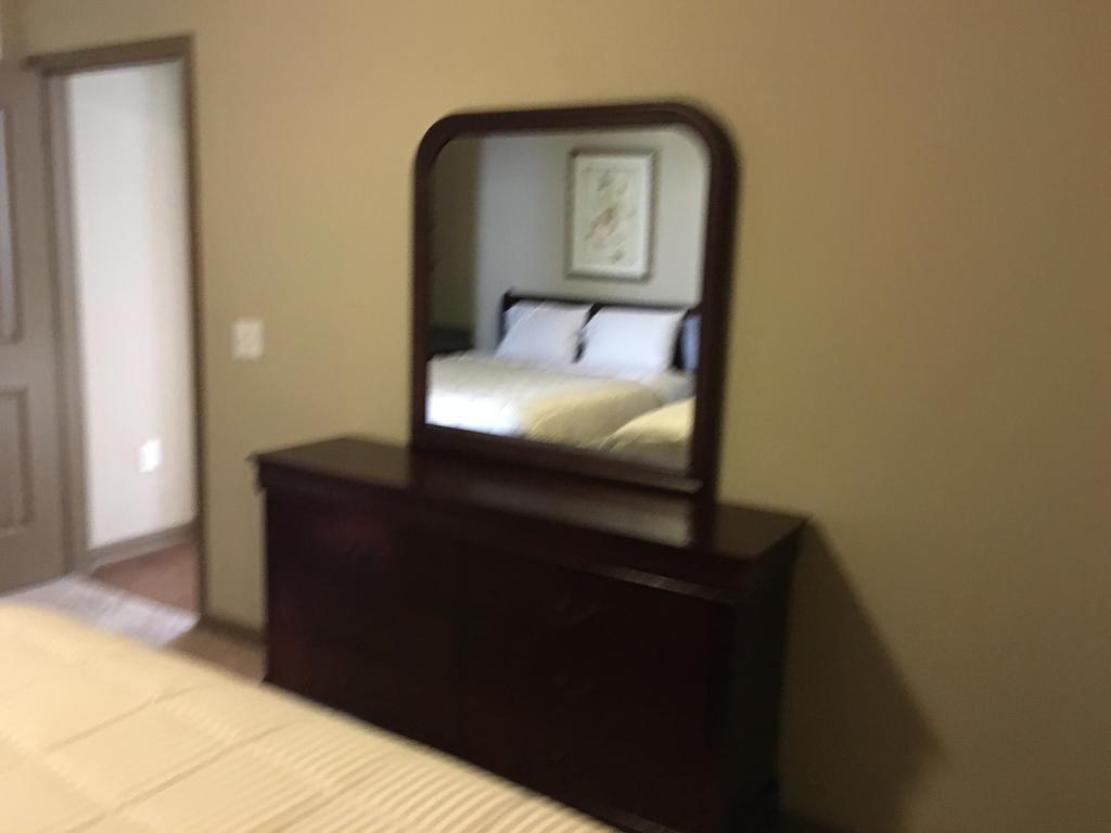 Resort Style Apartment/Home - The Woodlands Room photo